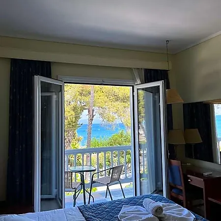 Theodorou Hotel