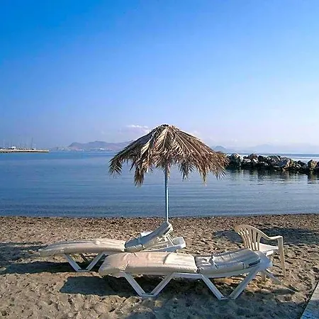 Theodorou Hotel 3*