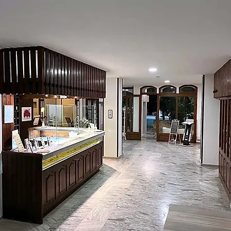 Theodorou Hotel