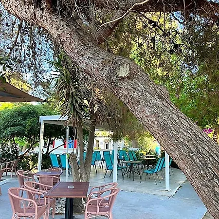 Hotel Theodorou 3*