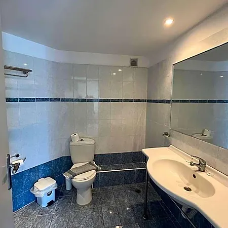 Theodorou Hotel